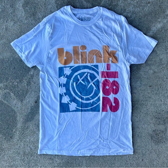 Blink-182 White Graphic Tee - Picture 1 of 6